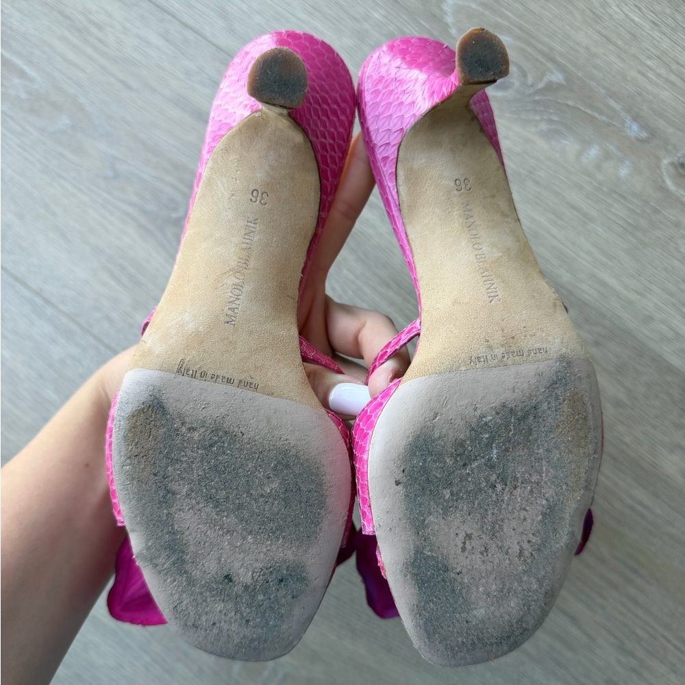 Manolo Blahnik Orchid Heels - Picture 3 of 3